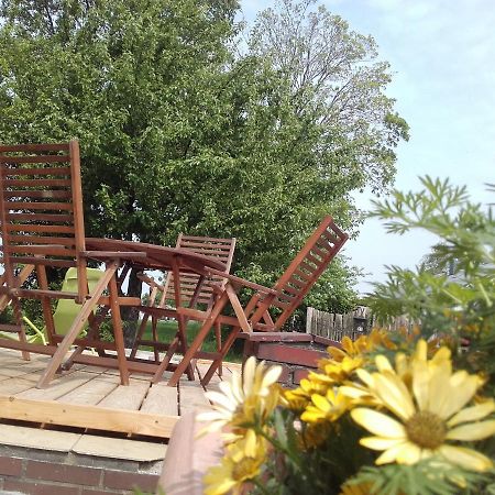 Peanuts Hostel & Meer Surendorf Exterior foto